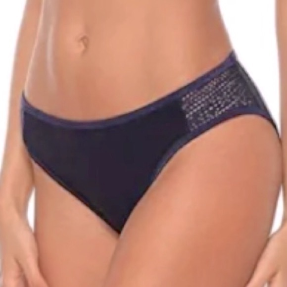 fashion world Other - NWOT Fashion World Women Bikini Crochet Swimsuit Bottom, Womens Size Medium